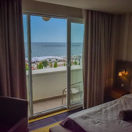 Hotel Iaki Conference & 4*
